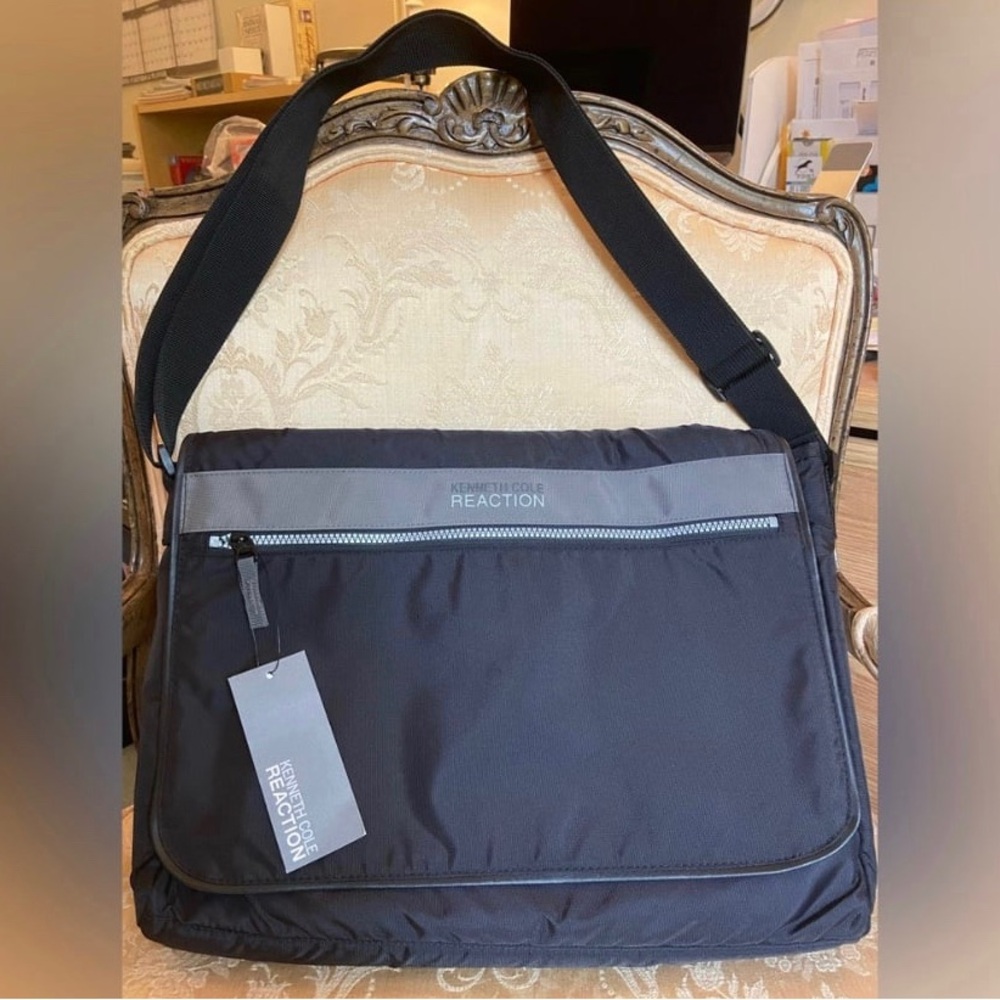 NWT Kenneth Cole Reaction Black and Gray Messenger / Laptop Bag